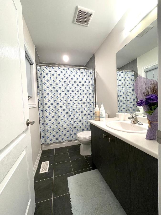 Niagara Falls Bnb 15 Mins Away From Falls 소롤드 외부 사진