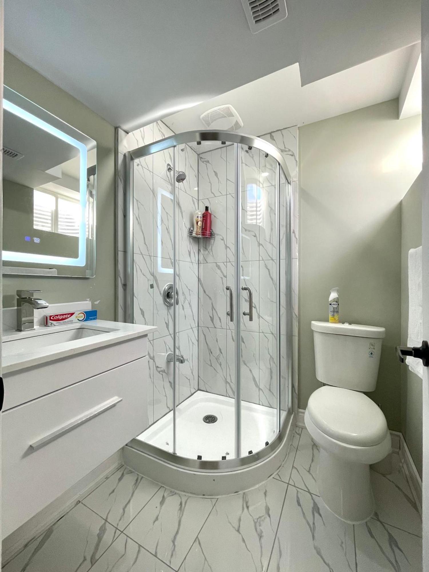 Niagara Falls Bnb 15 Mins Away From Falls 소롤드 외부 사진